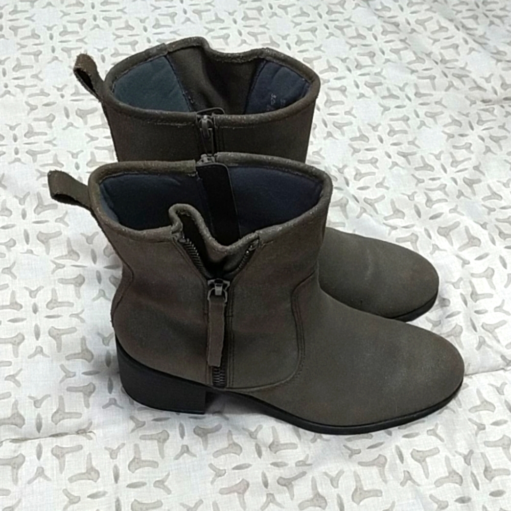 Clarks Nevella Devon Boots